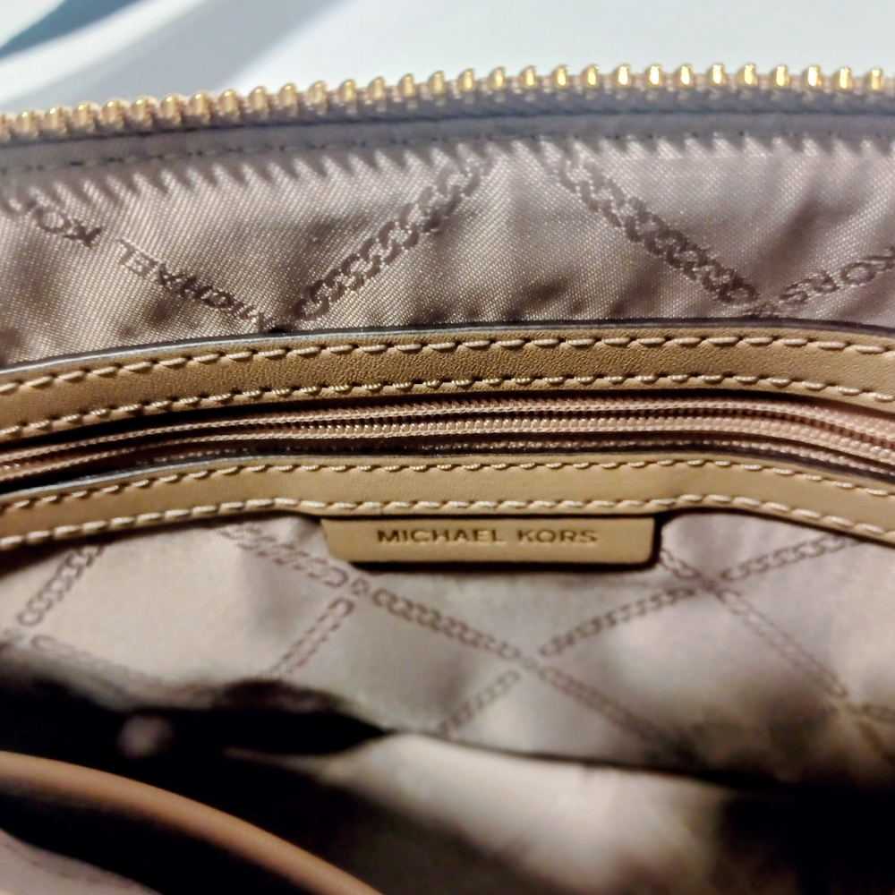 MK Jet Set Charm Small Dome Crossbody With Tiger Webbing Strap - Picture 7 of 7